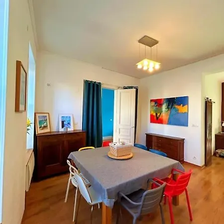 La Maison Cardau 别墅 Névian